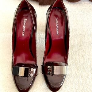 Enzo Angiolini Size 9, never worn.